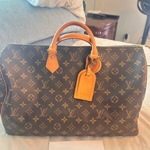 Louis Vuitton Speedy 40 With Lock and Key